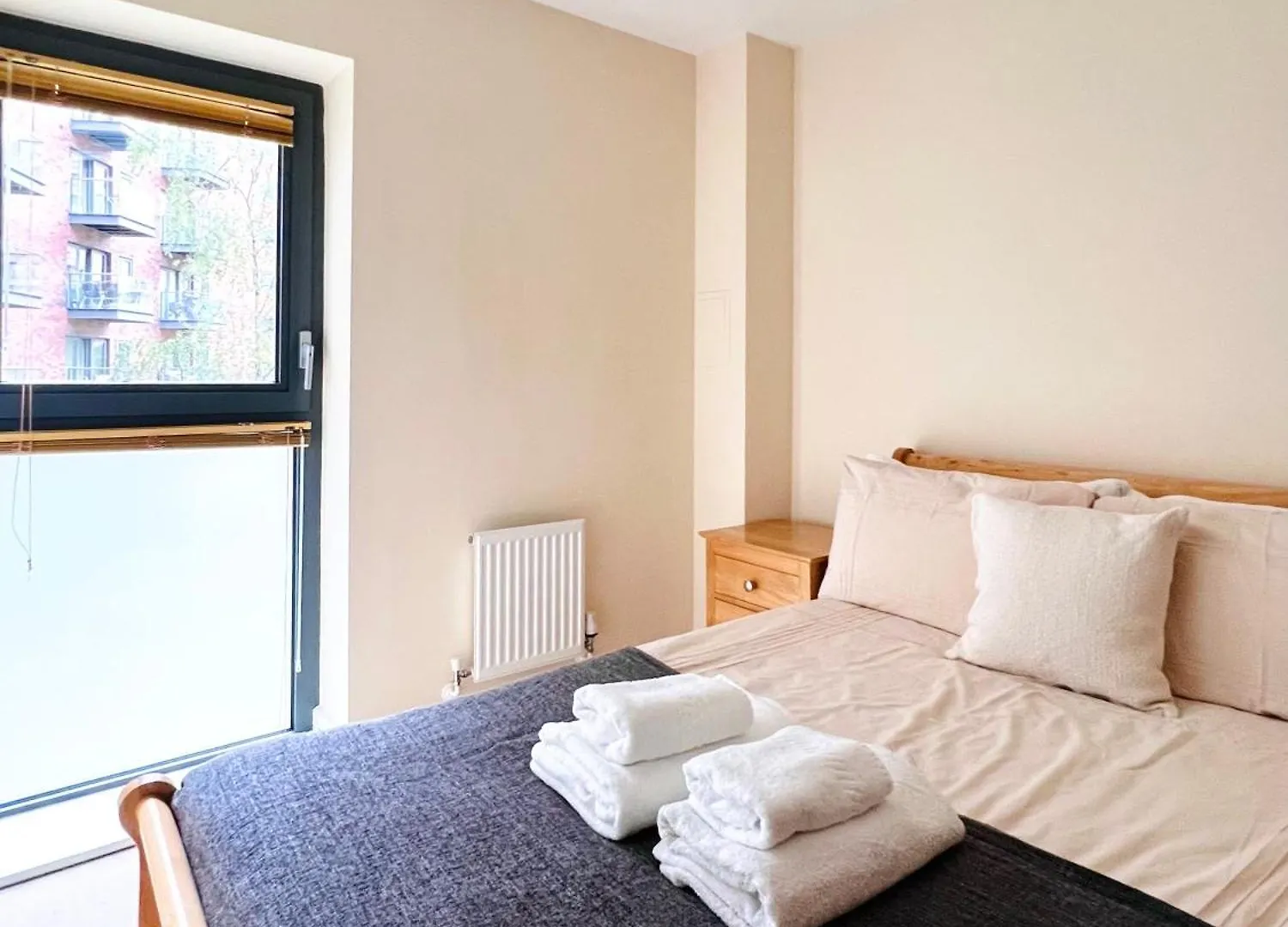 Canada Water Se16 7Aq 2Bed 2Bathroom Ap لندن المملكة المتحدة